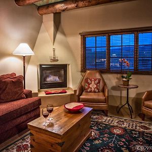 Hacienda Fireplace Suite